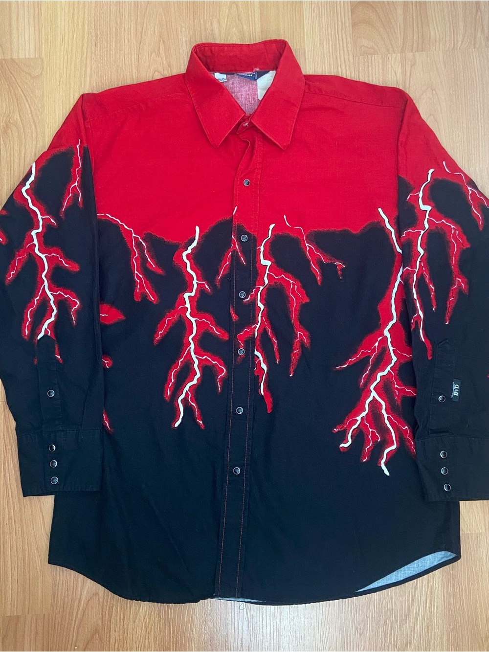 Brooks & Dunn Red Black Lightning Vintage Western Button Up Shirt Men’s 16.5x34